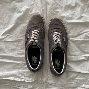 Vans, lightly worn, low top shoes